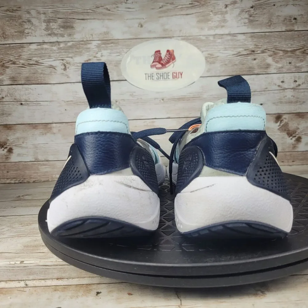 Nike Huarache E.D.G.E. Kids Size 6Y/ Women size 7.5 